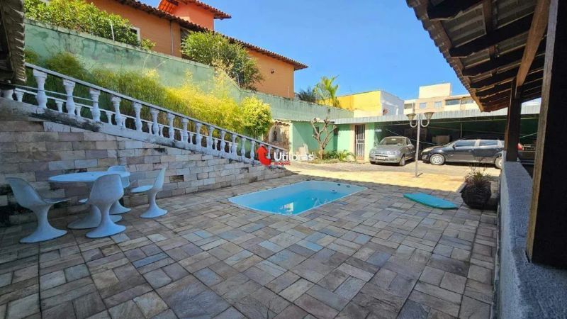 Casa com 3 quartos — Carlos Prates, Belo Horizonte