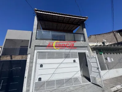 Sobrado com 4 Quartos para alugar, 210m² no Vila Miss Velta, Guarulhos