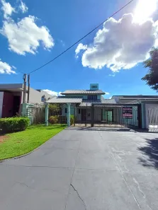 Casa com 2 Quartos para alugar, 380m² no Jardim Tropical, Dourados