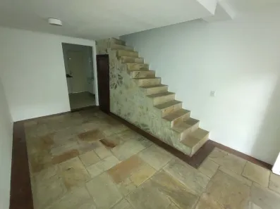 Casa de Condomínio com 2 Quartos para alugar, 90m² no Jardim Guerreiro, Cotia