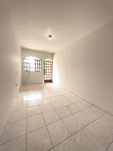Casa com 2 Quartos para alugar, 120m² no Morada do Vale, Governador Valadares
