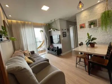 Apartamento com 2 Quartos à venda, 50m² no Jardim Ester Yolanda, São Paulo