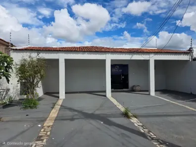 Casa com 3 Quartos à venda, 220m² no Jardim Cuiabá, Cuiabá