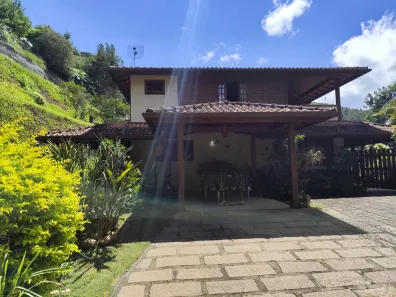 Casa com 4 Quartos à venda, 190m² no Nogueira, Petrópolis