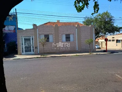 Casa com 3 Quartos à venda, 140m² no Centro, Araraquara