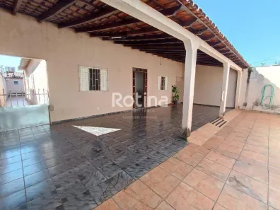 Casa com 3 Quartos à venda, 212m² no Granada, Uberlândia