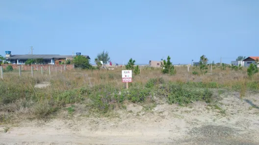 Lote/Terreno à venda, 300m² no Passo de Torres, Passo de Torres