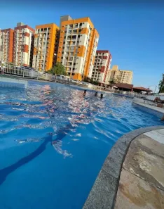 Apartamento com 2 Quartos para alugar, 65m² no Calhau, São Luís