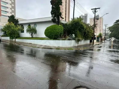 Imóvel Comercial com 3 Quartos à venda, 300m² no Jardim Paraíso, São Carlos