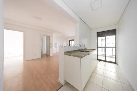 Apartamento com 2 Quartos para alugar, 87m² no Capão Raso, Curitiba