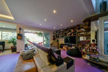 Casa com 4 Quartos à venda, 632m² no Vila Assunção, Porto Alegre