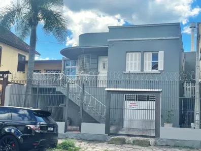 Casa com 4 Quartos para alugar, 150m² no Nossa Senhora de Lourdes, Caxias do Sul