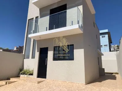 Sobrado com 3 Quartos à venda, 114m² no Conjunto Habitacional José Barnet Y Vives, Atibaia