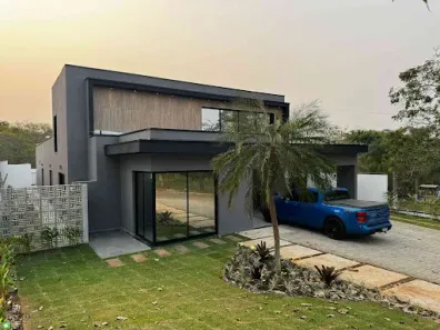  com 4 Quartos para alugar, 260m² no Chácara São Félix, Taubaté