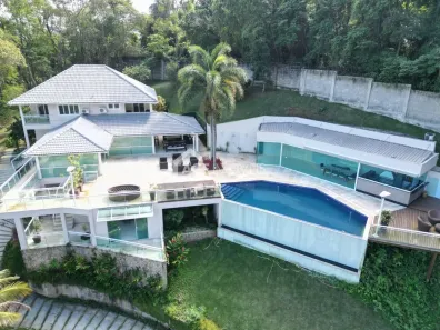 Casa de Condomínio com 4 Quartos à venda, 450m² no Engenho do Mato, Niterói