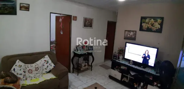 Casa com 2 Quartos à venda, 89m² no Panorama, Uberlândia