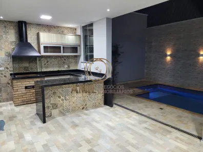 Sobrado com 3 Quartos à venda, 270m² no Parque São Cristóvão, Taubaté