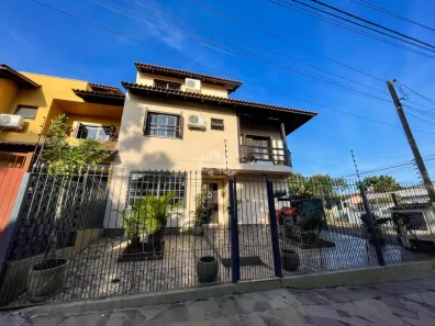 Casa com 3 Quartos à venda, 150m² no Espírito Santo, Porto Alegre