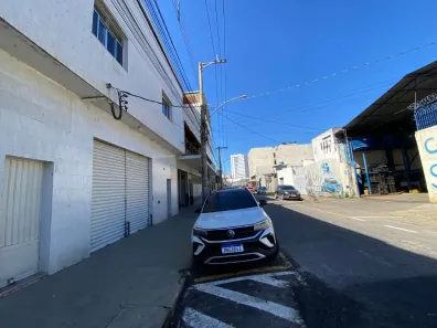 Galpão/Depósito/Armazém para alugar, 154m² no Centro, Juiz de Fora