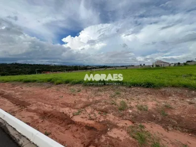 Lote/Terreno à venda, 400m² no Centro, Piratininga