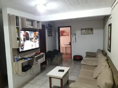 Sobrado com 3 Quartos à venda, 220m² no Sítio Cercado, Curitiba