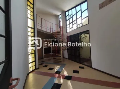 Casa com 4 Quartos para alugar, 212m² no Jardim Karaíba, Uberlândia