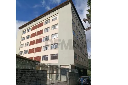 Apartamento com 3 Quartos para alugar, 77m² no Duchas, Petrópolis