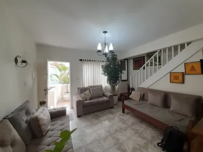 Casa com 3 Quartos à venda, 230m² no Água Fria, São Paulo