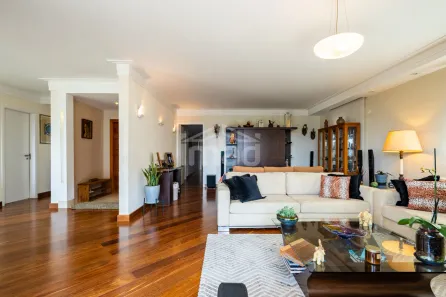 Apartamento com 3 Quartos para alugar, 205m² no Jardim Vitória Régia, São Paulo