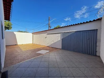 Casa com 2 Quartos à venda, 139m² no Jardim Novo Mundo, Goiânia