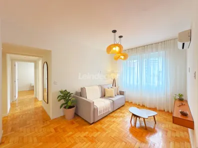 Apartamento com 2 Quartos à venda, 79m² no Santa Cecília, Porto Alegre
