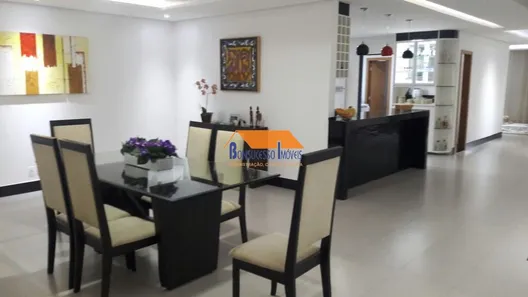 Casa com 4 Quartos à venda, 240m² no Copacabana, Belo Horizonte