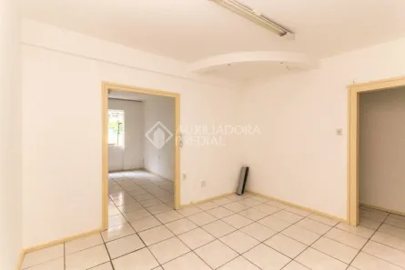 Sala Comercial para alugar, 120m² no Centro Histórico, Porto Alegre