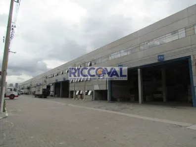 Galpão/Depósito/Armazém para alugar, 1025m² no Piraporinha, Diadema