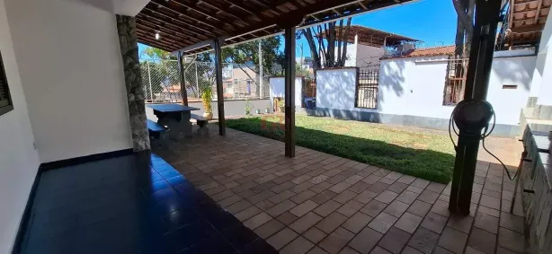 Casa com 3 Quartos à venda, 510m² no Palmeiras, Belo Horizonte