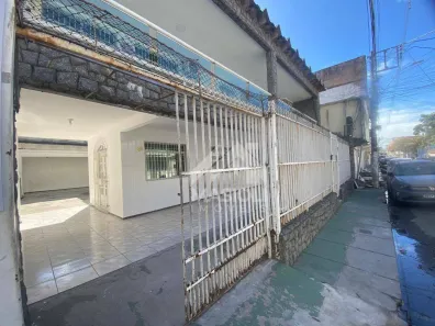 Casa com 3 Quartos para alugar, 198m² no Santa Mônica Popular, Vila Velha