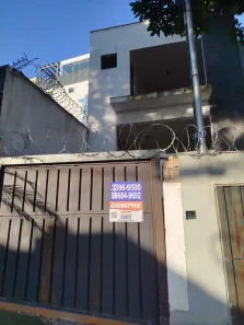 Casa com 3 Quartos à venda, 115m² no Cabral, Contagem