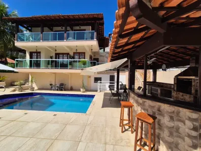 Casa de Condomínio com 4 Quartos à venda, 445m² no Camboinhas, Niterói