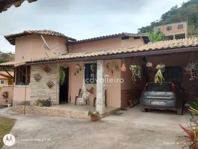 Casa com 2 Quartos à venda, 110m² no Caxito, Maricá