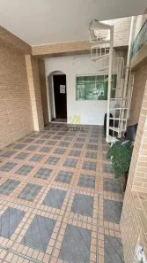 Sobrado com 4 Quartos à venda, 180m² no Interlagos, São Paulo
