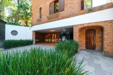 Casa com 5 Quartos à venda, 984m² no Jardim Leonor, São Paulo