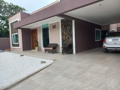 Casa com 3 Quartos para alugar, 176m² no Centro, Itapoá