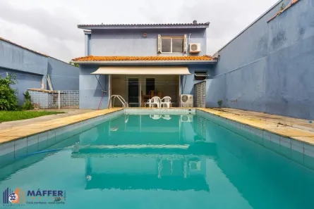 Casa com 4 Quartos à venda, 246m² no Ipanema, Porto Alegre