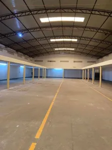 Galpão/Depósito/Armazém para alugar, 1480m² no Parque Comercial Quati, Londrina