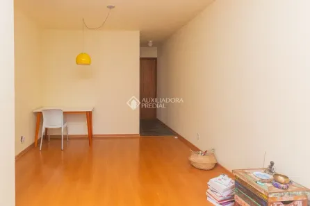 Apartamento com 3 Quartos para alugar, 67m² no Morro Santana, Porto Alegre
