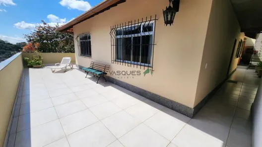 Casa com 2 Quartos à venda, 186m² no Vale do Paraíso, Teresópolis