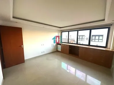 Sala Comercial à venda, 33m² no Recreio dos Bandeirantes, Rio de Janeiro