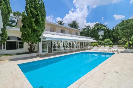 Sobrado com 3 Quartos à venda, 654m² no Jardim Guedala, São Paulo