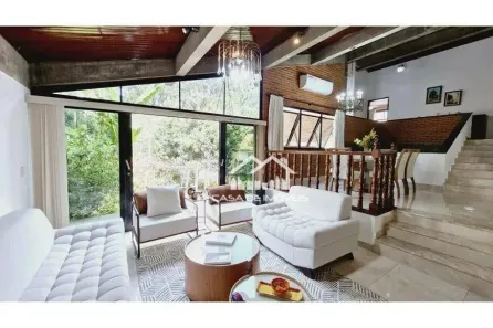 Casa com 3 Quartos à venda, 245m² no Vila Suzana, São Paulo