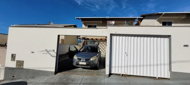 Sobrado com 2 Quartos para alugar, 90m² no Bela Vista, Palhoça